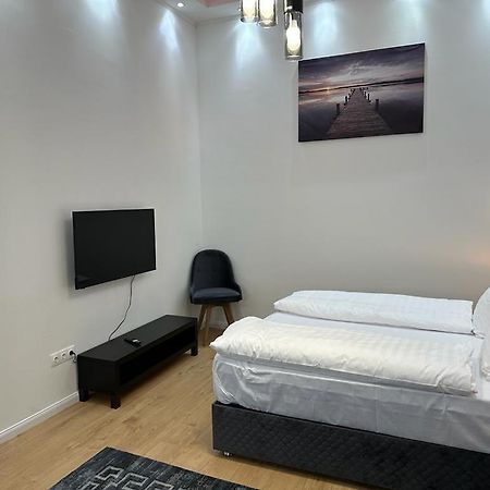 Lizu Apartmant Βουδαπέστη Εξωτερικό φωτογραφία