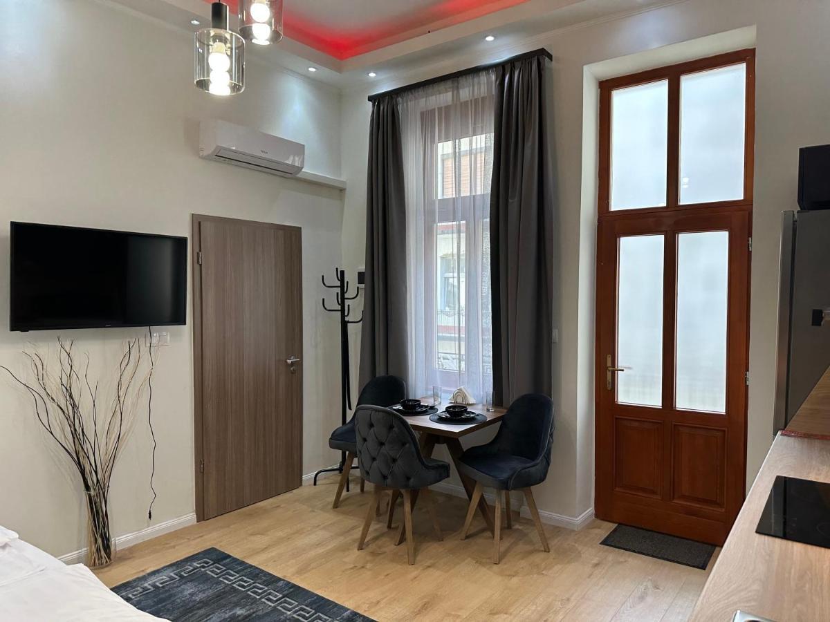 Lizu Apartmant Βουδαπέστη Εξωτερικό φωτογραφία